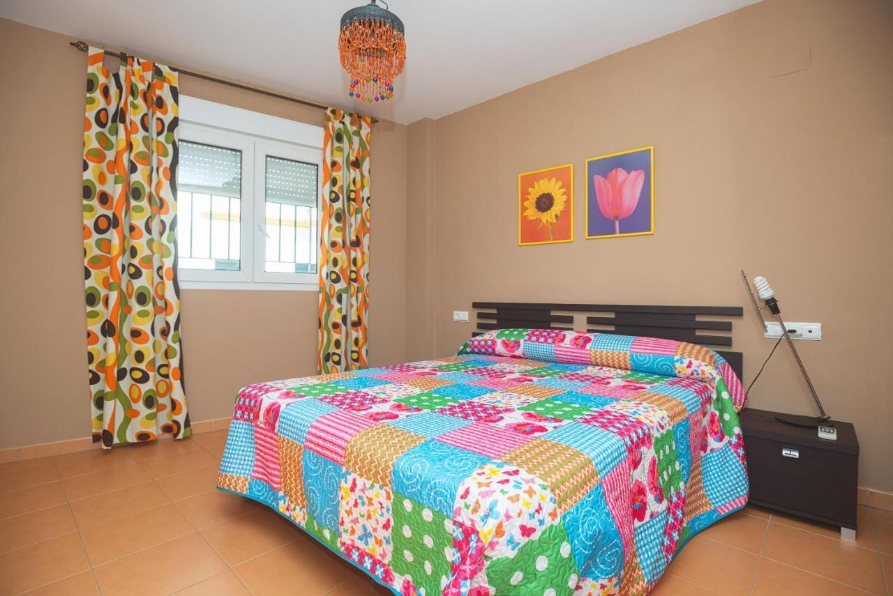 Casa Gil Apartment โกนิล เด ลาฟรอนเตรา ภายนอก รูปภาพ
