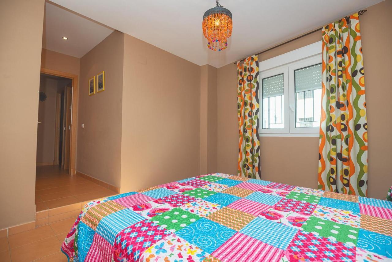 Casa Gil Apartment โกนิล เด ลาฟรอนเตรา ภายนอก รูปภาพ